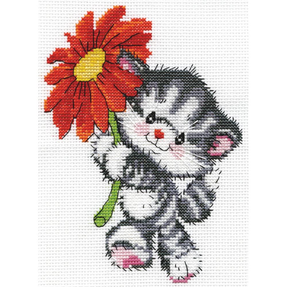 Red Daisy Cat Counted Cross Stitch Kit